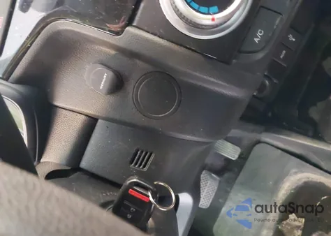 2015 Honda Fit Lx z USA, uszkodzony, nr VIN 3HGGK5H58FM735029